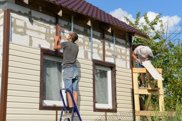 Cost of Handyman Siding Repair in Folsom