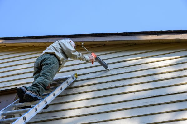 Cost of Vinyl Siding Caulk Repair in Folsom